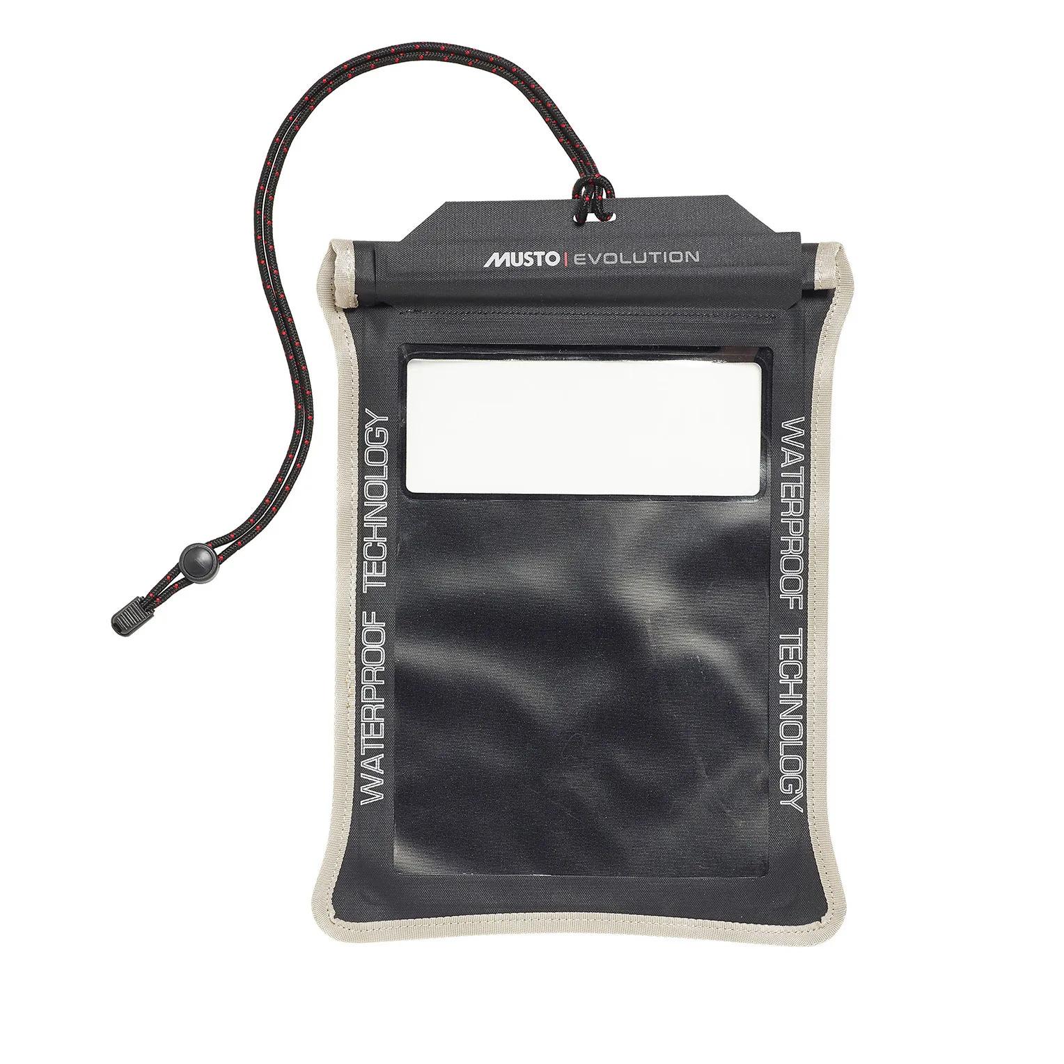 product/m/u/musto-82327-990-black-1.jpg
