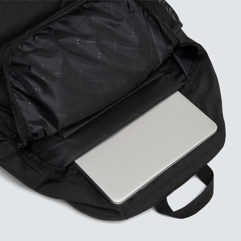 product/o/a/oakley_8009039001_noir_3.jpg
