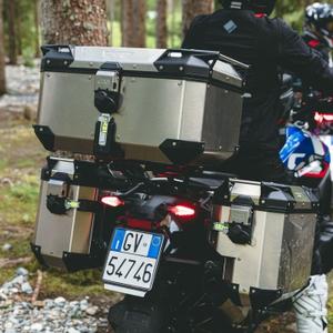 Supports top case moto