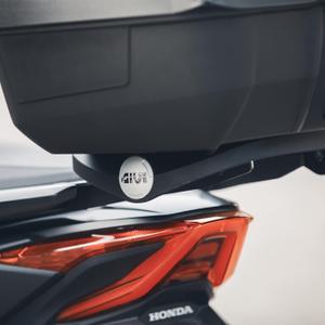 Supports top case scooter