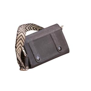 936013002-housse-de-telephone-penelope-new-perf-noir-tu